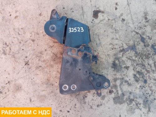 Кронштейн кабины