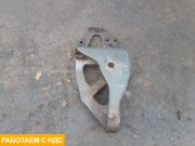 Кронштейн крепления передней рессоры левый